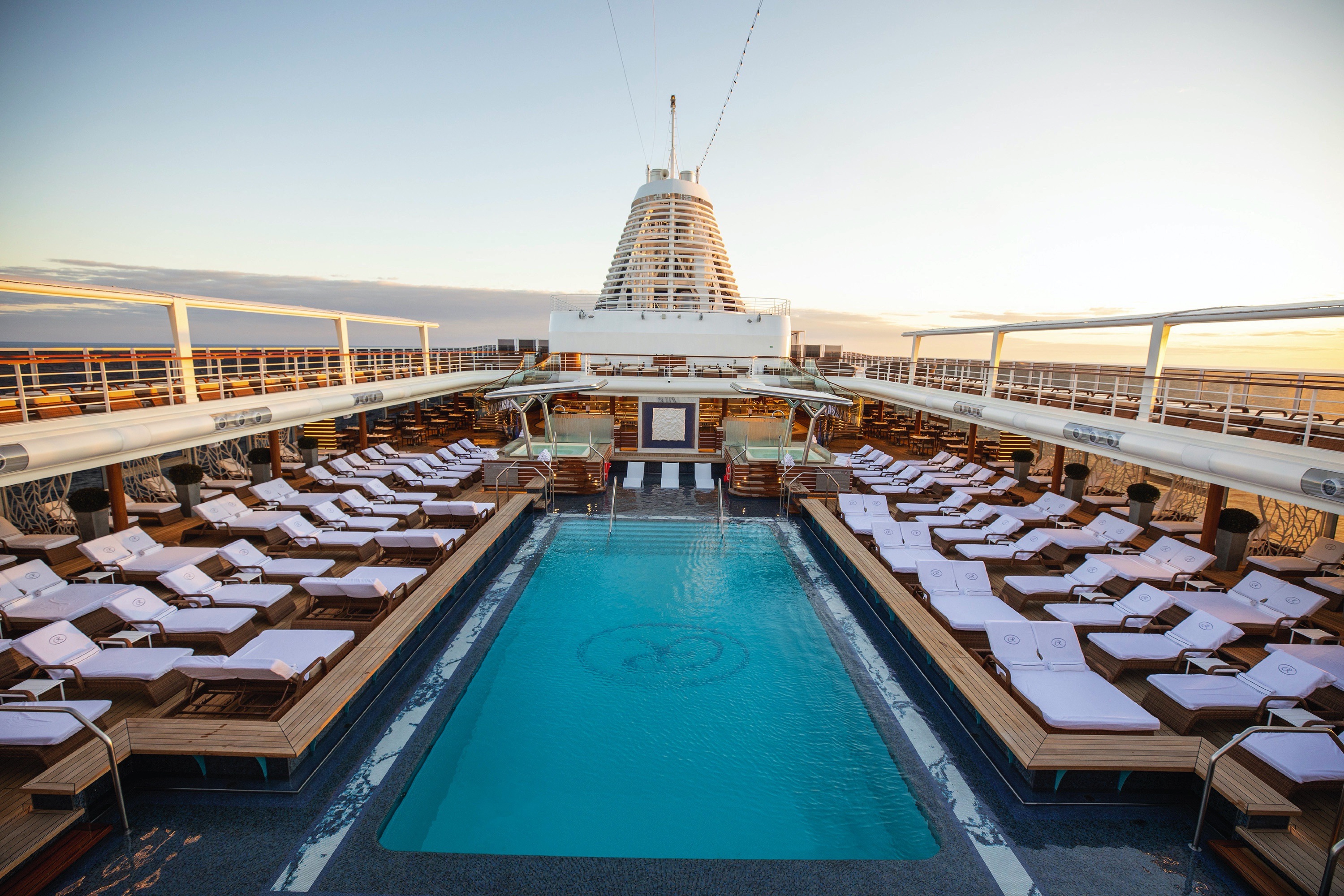 Seven Seas Splendor - Pool Deck 